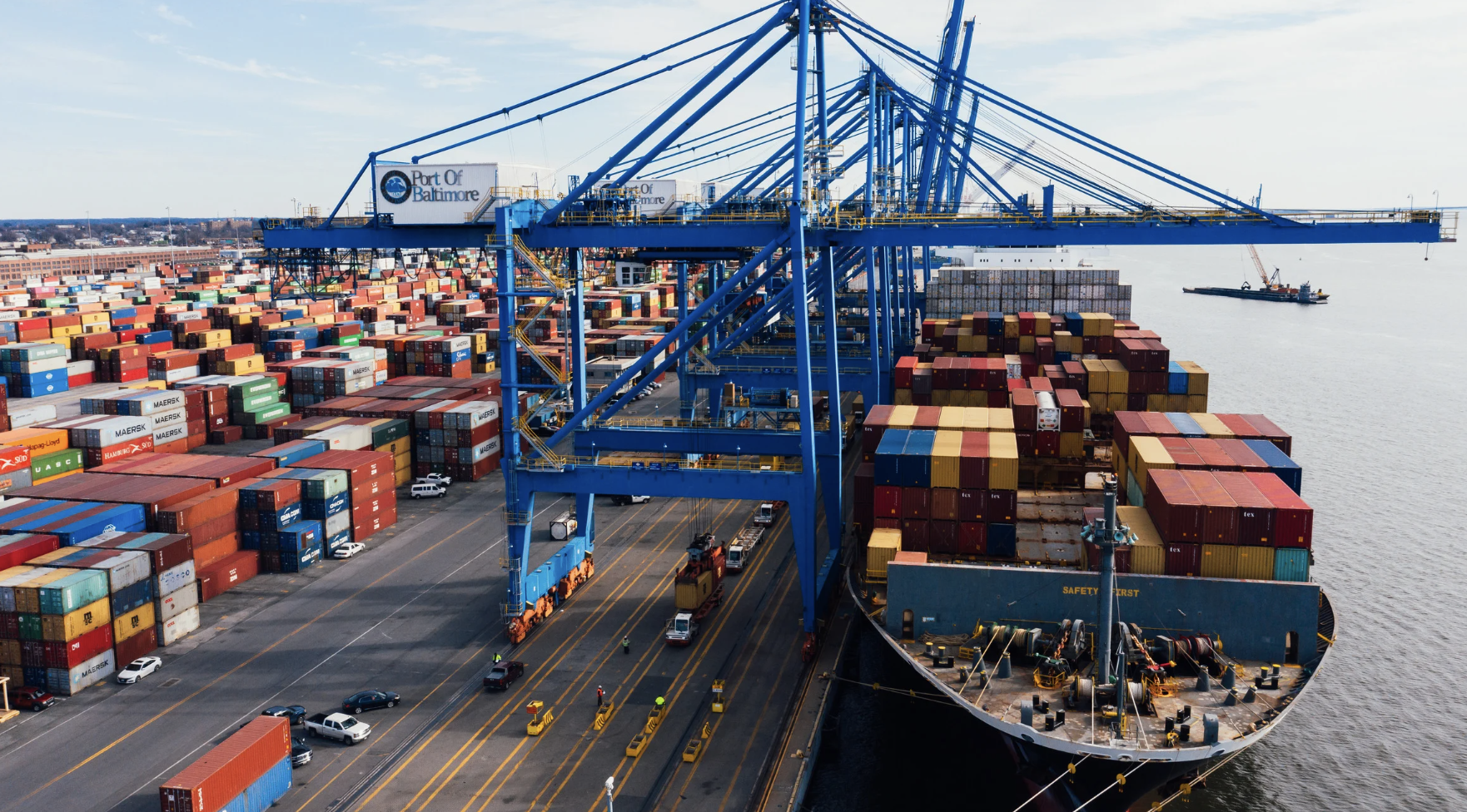 Conteneur 40 pieds : Une solution polyvalente pour le stockage et le transport de grande capacité